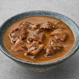 ข้าวแกงกะหรี่เนื้อตุ๋น