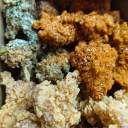 [เซตสุดฮิต] ไก่ป๊อป (ชุดเล็ก) + ยำมาม่ารวมมิตร