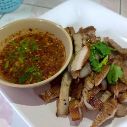 คอหมูย่าง