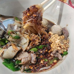 ล้าน กินเฮง สาขาโคราช