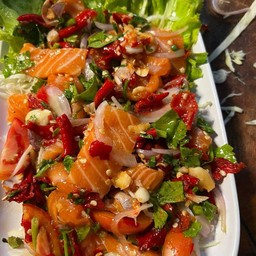 ยำเเซลม่อนสด