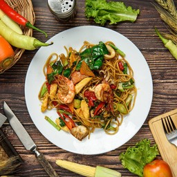 สปาเก็ตตี้ขี้เมาไก่