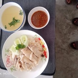 ข้าวมันไก่ลุงจน
