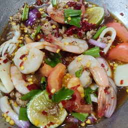 ตำทะเล หมึก กุ้ง ปลาร้าแซ่บ