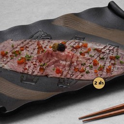 ซูชิเนื้อวากิวจัมโบ้ (2 คำ)