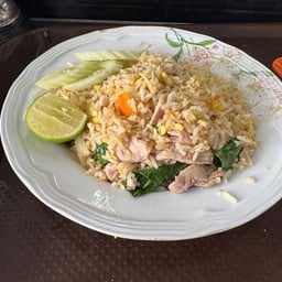 ข้าวผัดหมูเล็ก