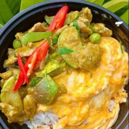 ข้าวไข่ข้นเขียวหวานหมู