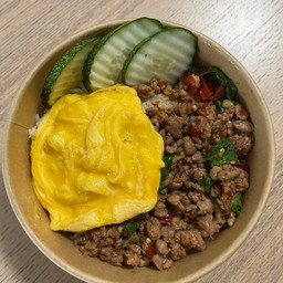 ข้าวกะเพราหมูสับ