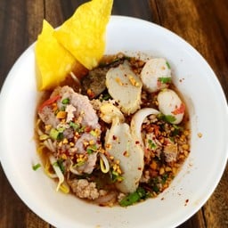 ก๋วยเตี๋ยวต้มยำ