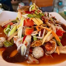 ร้านขนมจีน แคปหมู ตาดอน