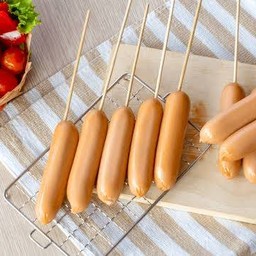 ไส้กรอกหนังกรอบหมูทิพย์ชุดใหญ่ 10 ไม้