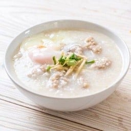 โจ๊กเตาถ่านลุงชวน