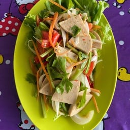 ยำหมูยอ