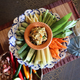 น้ำพริกขี้กา/Dip with grilled mackerel fish