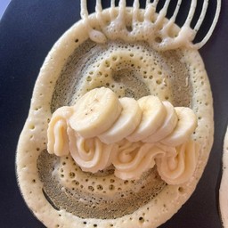 ครีมคัสตาร์ด+กล้วย (2 ชิ้น)