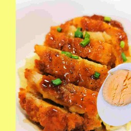 บะหมี่ไก่ทอดซอสเทริยากิ