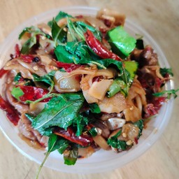 ผัดหน่อไม้ดองหมูสับ