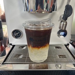 อเมริกาโน่น้ำมะพร้าว