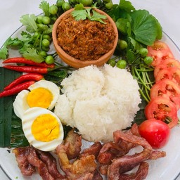 น้ำพริกปลาร้าสับ+หมูแดดเดียวทอด+ไข่ต้ม