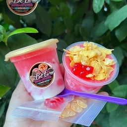 ไอติมเกล็ดหิมะ (สตอเบอรี่โยเกิร์ต)