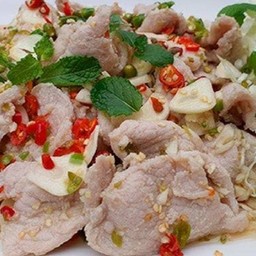 ยำหมูมะนาว