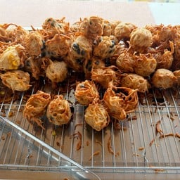 เผือกกะหู้ (เผือกทอด เต้าหู้ทอด) แก่งคอย