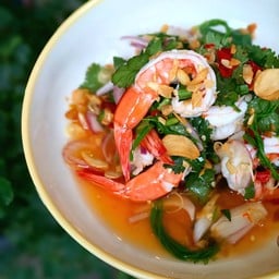 (Gluten-free) พล่ากุ้งใส่ชะอม