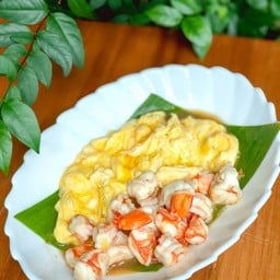 ไข่ขยี้กุ้งหั่นผัดน้ำปลา