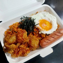 มาม่าเกาหลี & ไก่ทอดเกาหลี มาม่าเกาหลี & ไก่ทอดเกาหลี