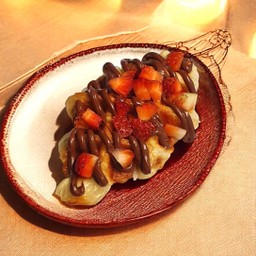 นูเทลล่า สตรอว์เบอร์รี่ ครอฟเฟิล