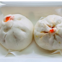 Salted Egg Buns  (2) Pcs ซาลาเปาไส้หมูสิบไข่เค็ม
