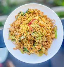 ผัดมาม่า