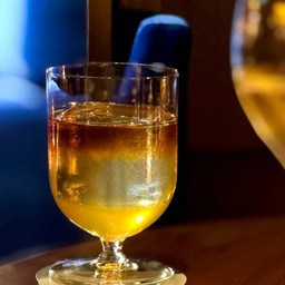 💛“Kenrokuen & Kagaboucha - Milk Punch”(JPY2,400)