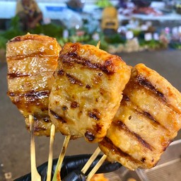 หมูปิ้งนมสด