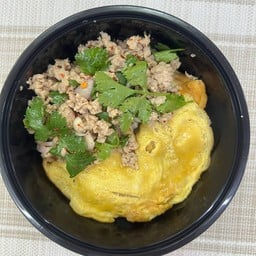 ข้าวไข่ข้น ลาบหมู