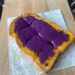 ปังปิ้ง เผือกหอม