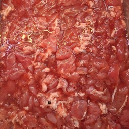 หมูหมักพริกไทยดำ