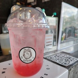 สตรอเบอรี่โซดา