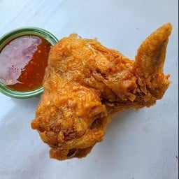 ปีกไก่เต็มทอด