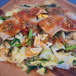 ผัดสุกี้แห้งหมูสามชั้น