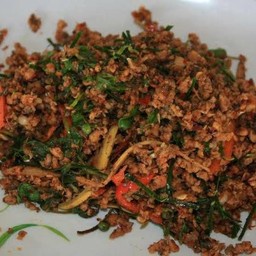 ผัดฉ่าเนือสับ กับข้าว