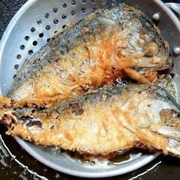 ปลาทูทอด(ตัวละ)