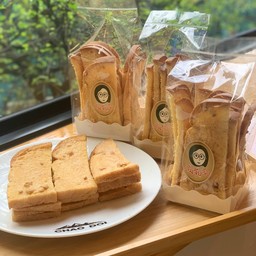 ขนมปังกรอบมะม่วงหิมพานต์