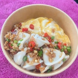 ข้าวไข่ข้นหน้าหมึกคั่วพริกเกลือ