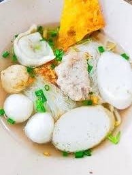 ก๋วยเตี๋ยวลูกชิ้นปลาพิเศษ.