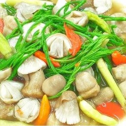 แกงเห็ดฟาง