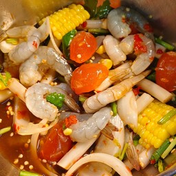 ยำกุ้งสด+ไข่แดงเค็ม