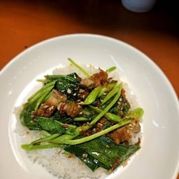 เตี๋ยวเผือก ดำเนินสะดวก สาขา ถนนรัตนาธิเบศร์