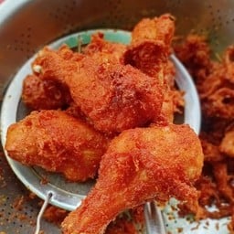 ไก่ทอดปักษ์ใต้ สาขาตลาดเฟื่องฟ้าพฤกษา12