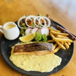 สเต็กปลาแซลมอน